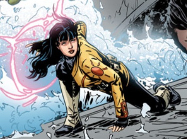 golden_woman-kc-ani7-battlestance